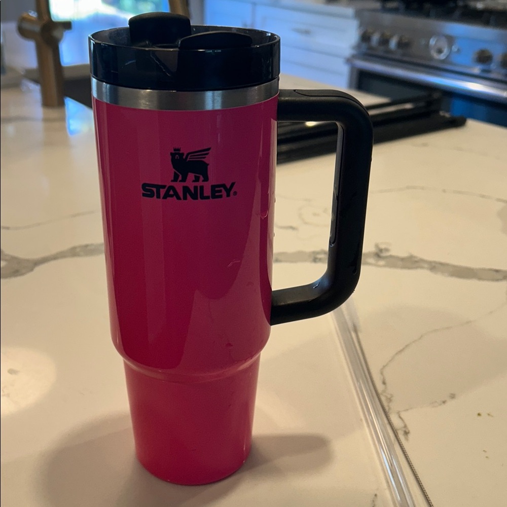 hot pink Stanley Cup 30oz